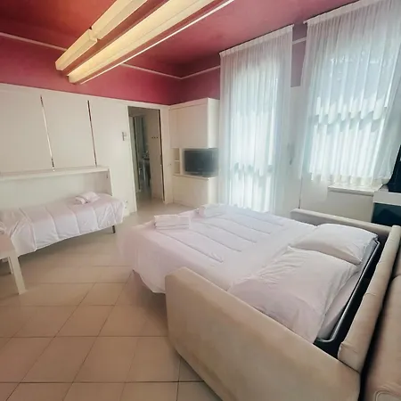 Trieste-flexrent Immobiliare Abissinia Апартаменты Риччоне